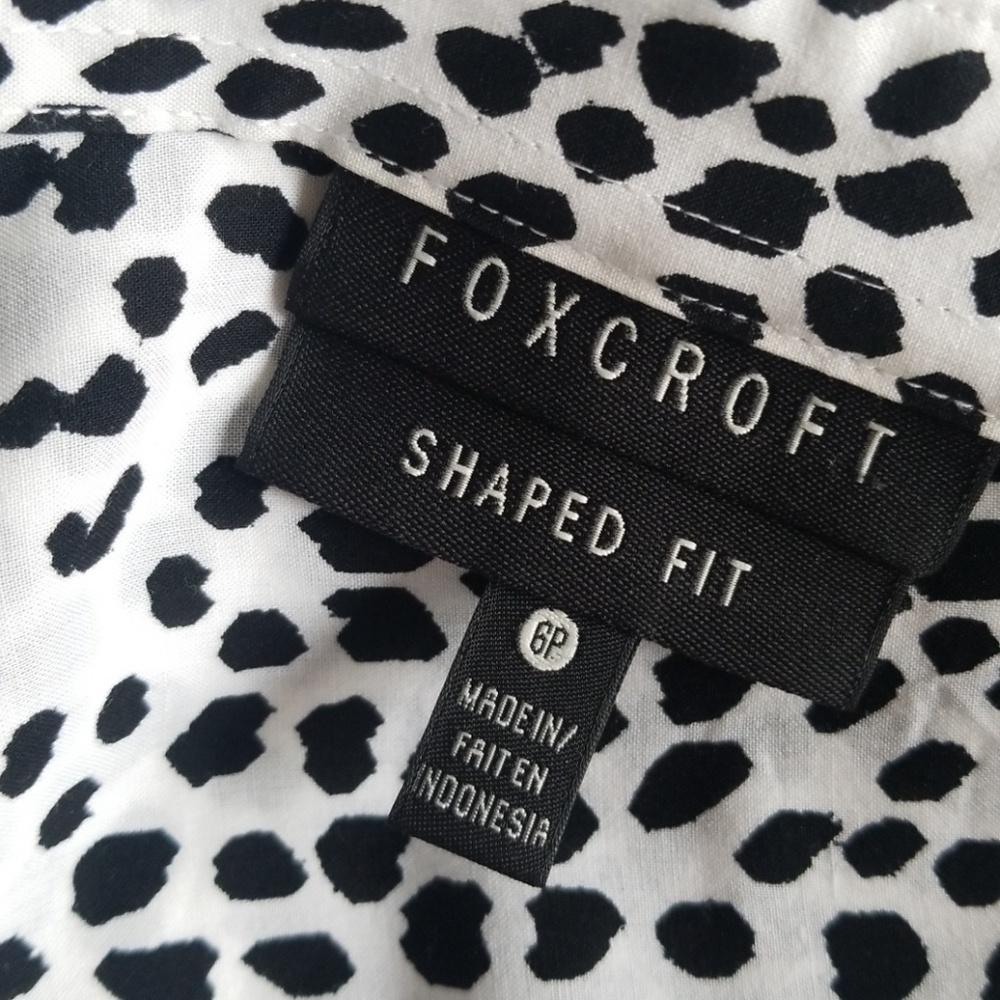 Foxcroft Button Down Top - image 5